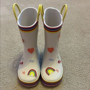 Tucker + Tate White Kids Rainbow & Heart Rain Boots with Yellow Pull Handles